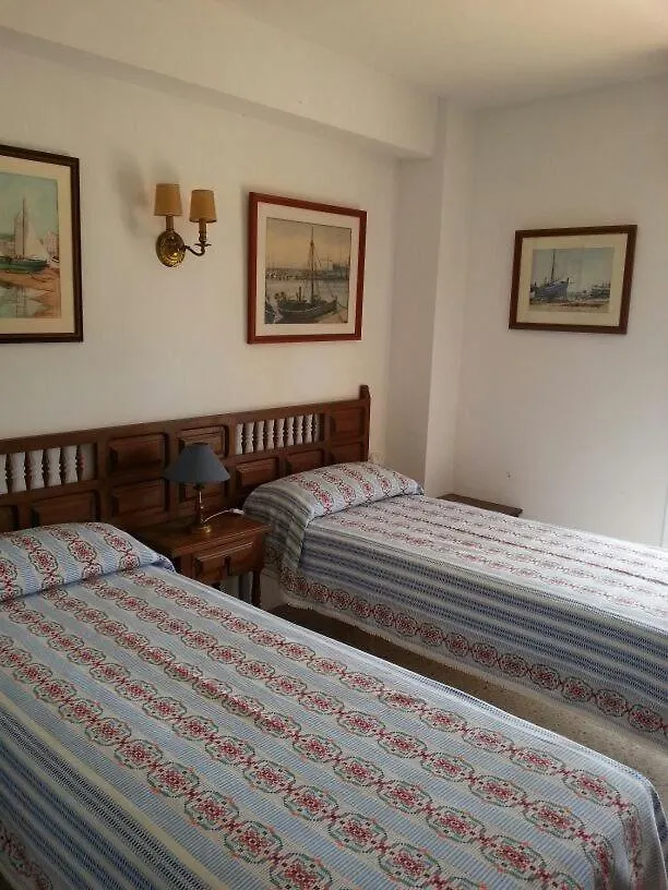 Apartment Spacious Flat With Sea Views, 3 Bedrooms, 2 Bathrooms And Next To The Beach!! Roda de Bera Spain