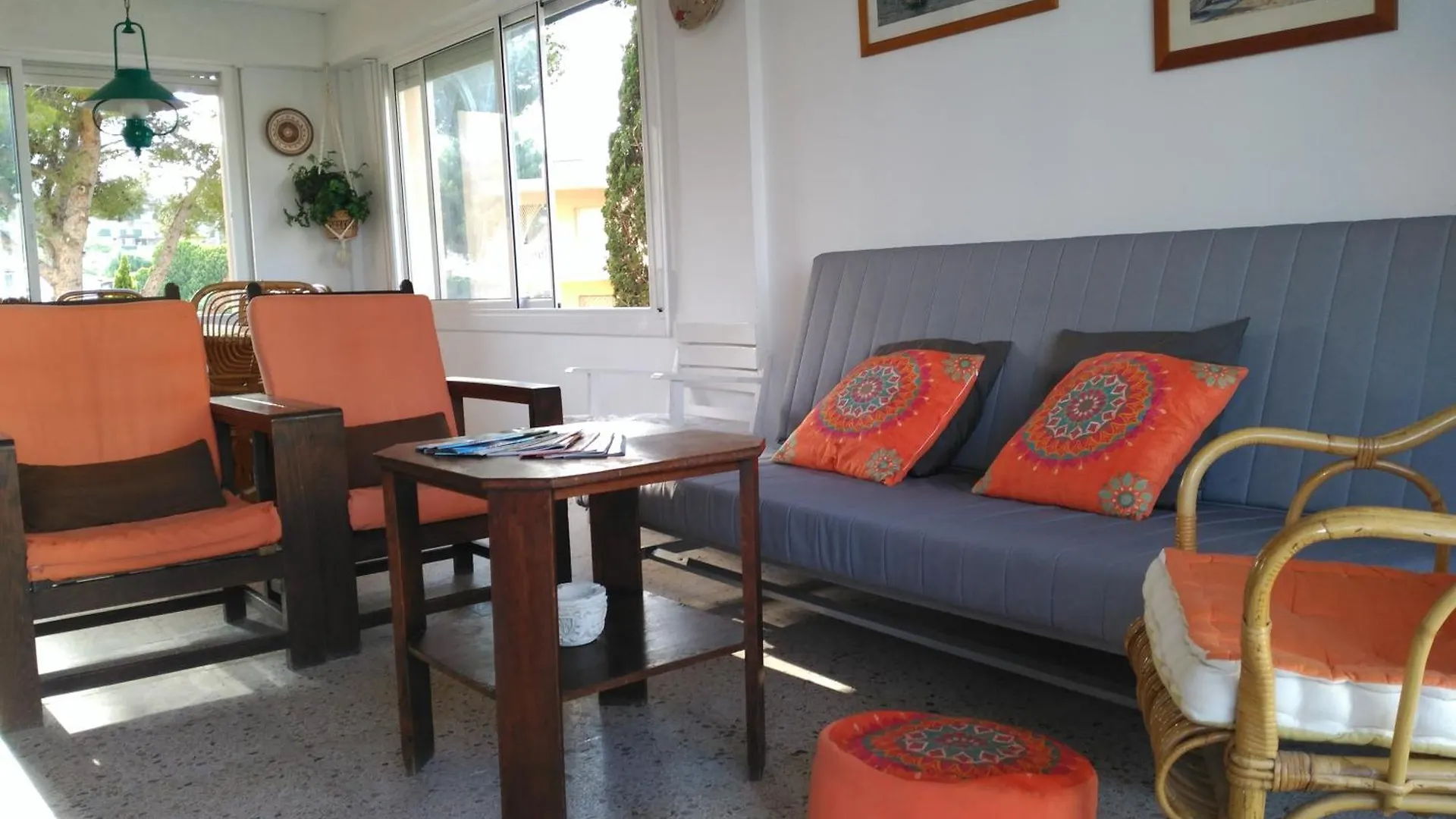 Apartment Spacious Flat With Sea Views, 3 Bedrooms, 2 Bathrooms And Next To The Beach!! Roda de Bera